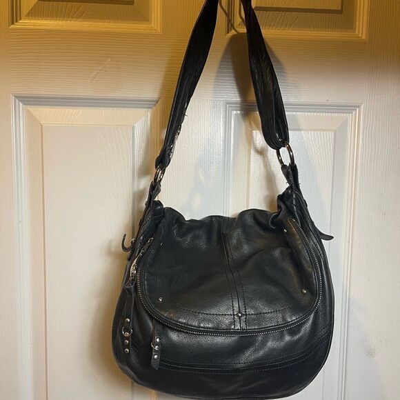 B Makowsky Hobo leather Black shoulder/ crossbody bag silver tone studs accents - Picture 1 of 13